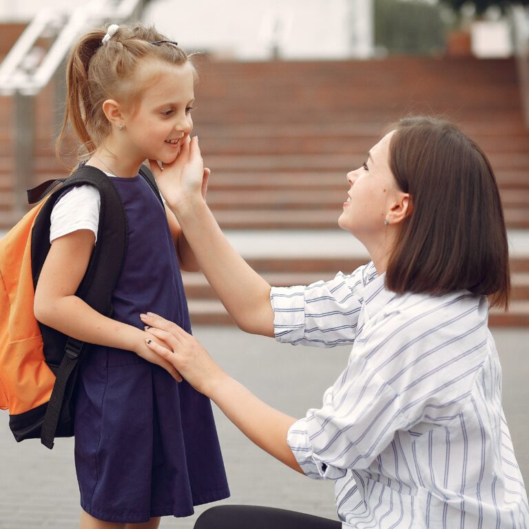 5 CONSEJOS  PARA TENER NIÑAS Y NIÑOS MÁS RESILIENTES